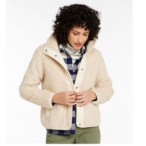 LL Bean Women’s Sherpa Fleece Jacket Medium
